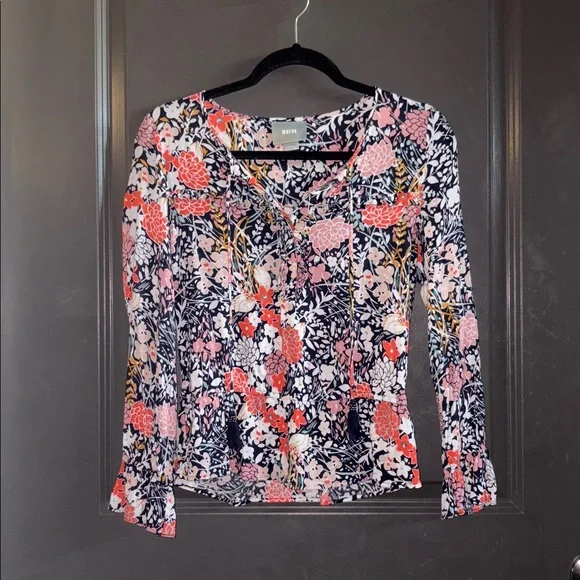 Maeve Begonia Peasant Top - Picture 6 of 7